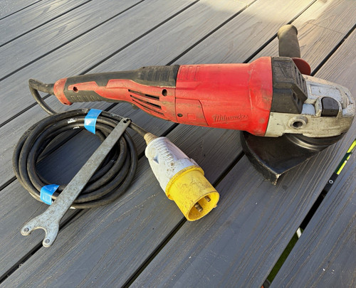 Milwaukee 110v corded - milwaukee,