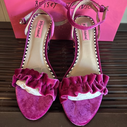 Betsy johnson pink - johnson,