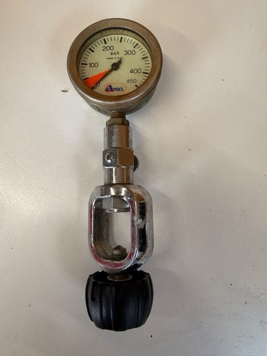 Apeks surface pressure gauge - pressure,