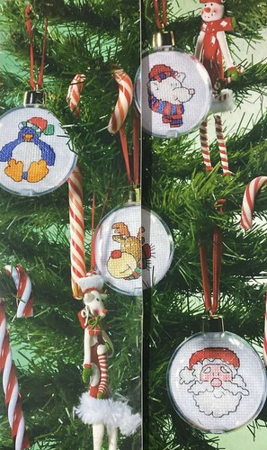 Festive friends christmas tree - friends,