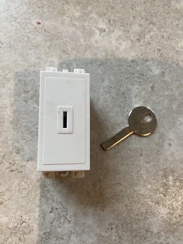 Tenby switch plain white - plain, with