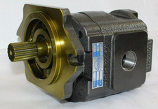 VOLVO PART - HYDRAULIC PUMP