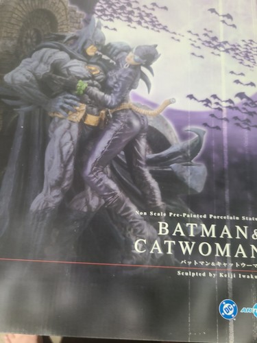 Batman and catwoman - batman,