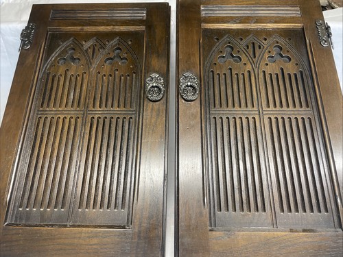 Carved gothic arch - gothic,