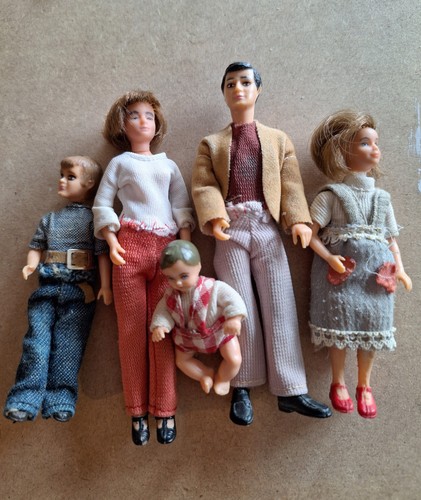 Lundby doll house figures - doll's,