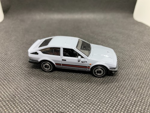 Hot wheels alfa romeo - -, gtv6