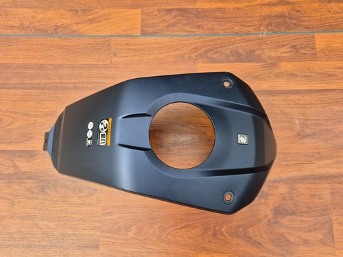 Suzuki strom 1050 tank panel - suzuki,