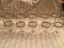 VINTAGE ANTIQUE ETCHED DRINKING GLASSES WITH GOLD RIMS X 10 IN 2 SIZES WINE ETC
