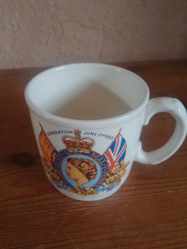 Collectable 1953 queen - 1953,