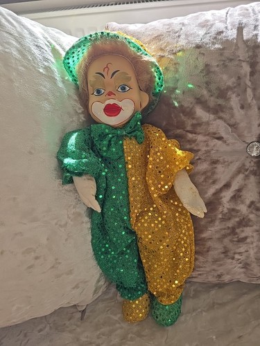 Very collectable vintage - very,