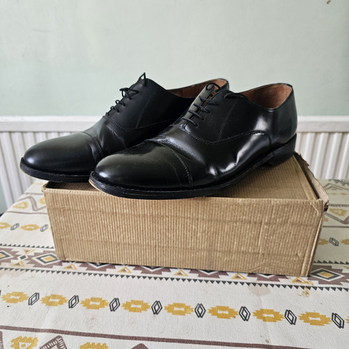 Samuel windsor handmade - handmade, black