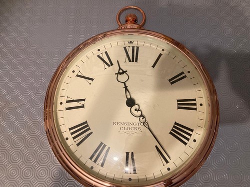 Wall clock