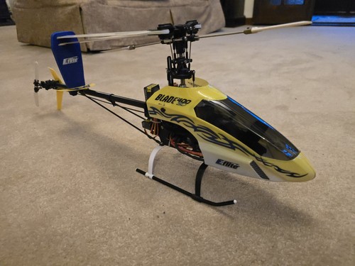 Blade 400 helicopter - 400,