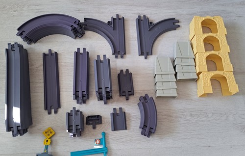 Chuggington bridge and track - bridge,