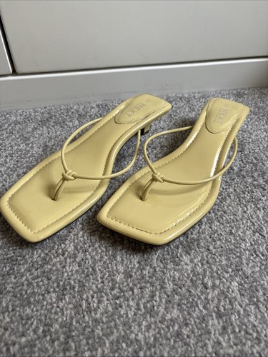 Next butter yellow toe post - next,