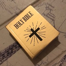 NEW - 1/12 SCALE DOLLS HOUSE