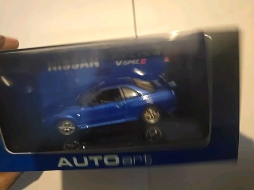 Autoart nissan skyline - autoart,