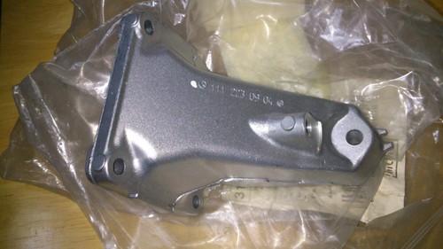 Mercedes w210 m111 - m111, 604