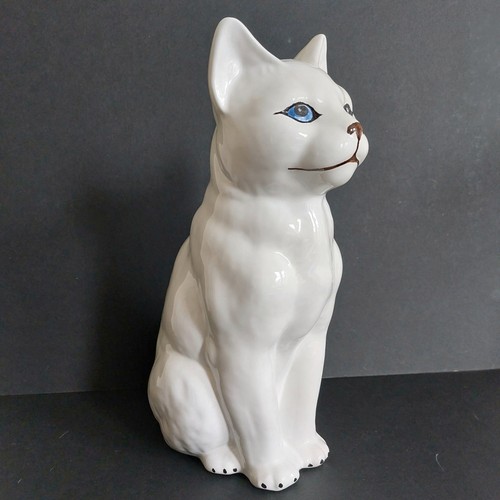 Vintage ceramic large white - vintage,