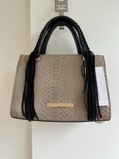 Amanda Wakeley “Mini