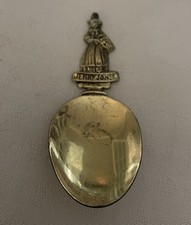 VINTAGE SOLID BRASS TEA CADDY SPOON JENNY JONES WELSH LADY 