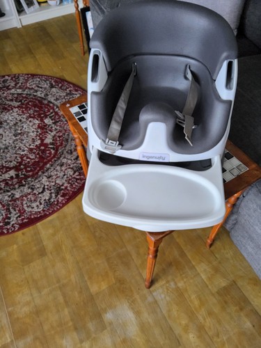 Bumbo seat with tray - with,