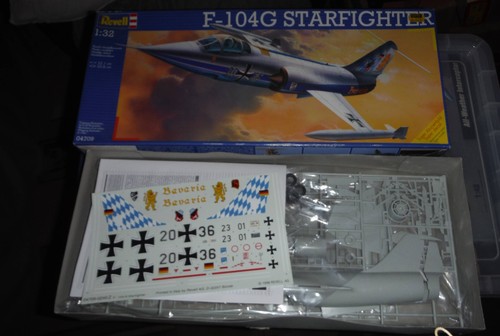 Revell scale f 104g - scale, f-104g