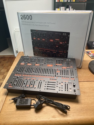 Behringer 2600 semi - behringer, semi-modular