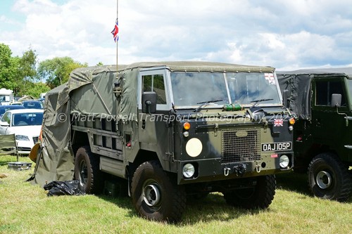 Photo 12x8 landrover - photo, forward