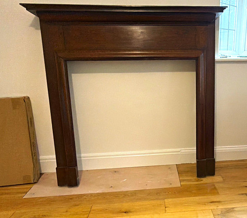 Traditional brown wood - brown,