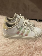 Girls Size Junior 1 Contrasting Colour 3 Adidas Stripe Trainers In White