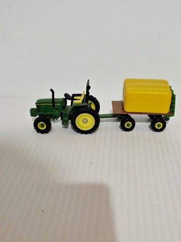 Ertl john deere tractor - deere,