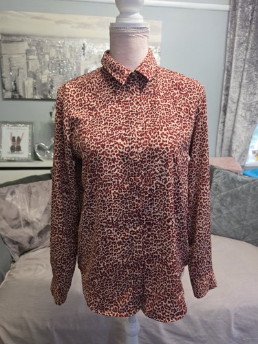 Ladies shirt size excellent - size, 6