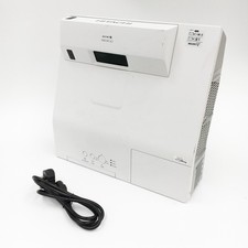 Hitachi CP-AX3005 3300 Lumens