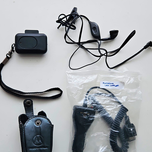 Motorola v50 black car - black, charger
