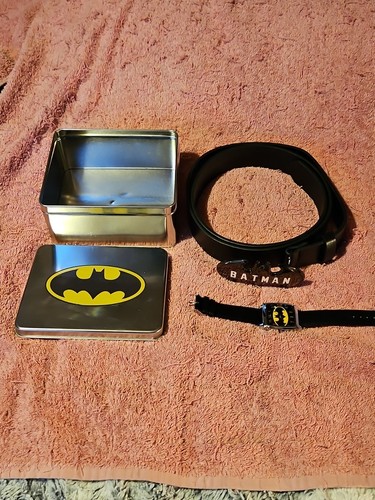 Batman tin with - batman,