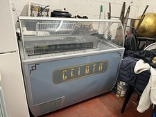 Ice Cream Display Freezer - Framec 7 