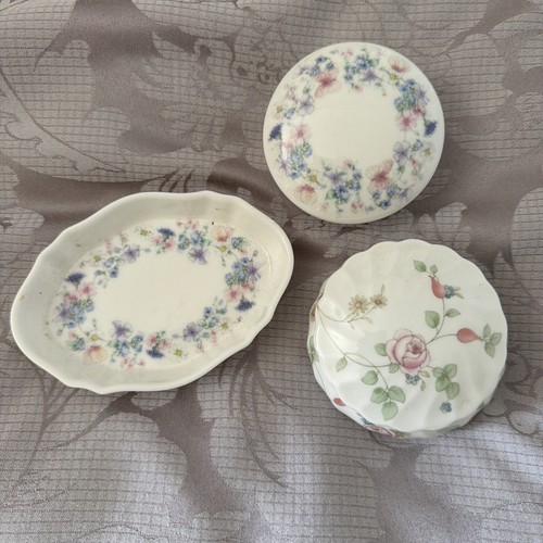 Wedgewood trinket dishes - trinket,
