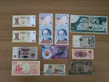 World Banknotes x 12. Various. LOOK!!