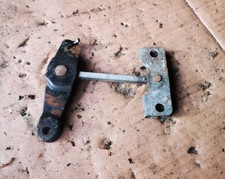 LEXUS GS300 GS300 2004 HANDBRAKE FOOTBRAKE  BRAKE CABLE BRACKET SWIVEL 