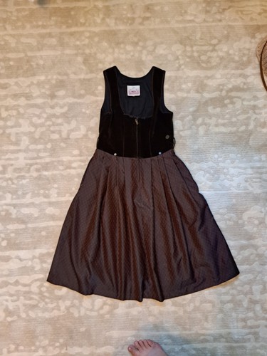 Vintage oktoberfest dirndl - vintage,