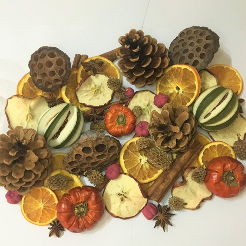Xmas dried fruit decorations - dried,