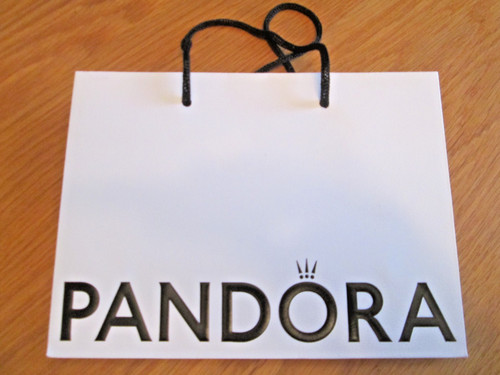 New white pandora gift - new,