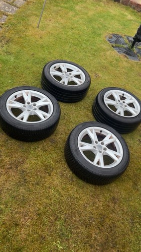 Audi alloys tyres genuine - +,