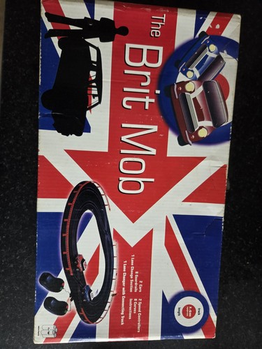 Brit mod slot car - slot, track