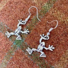 Cute Frog Earrings. Tree frog
