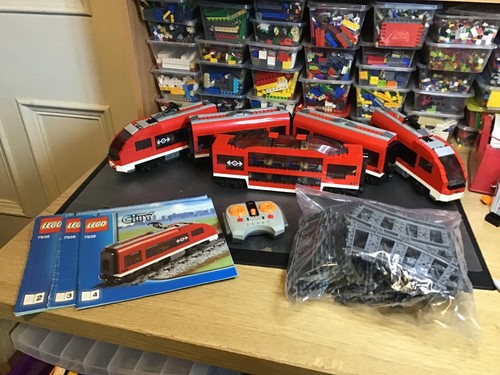 Lego city passenger traiin - passenger,
