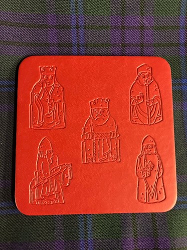 Lewis chessmen king queen - chessmen,