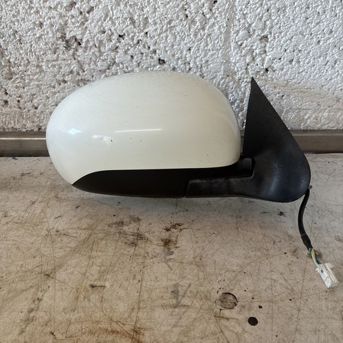 Nissan juke white wing door - white,