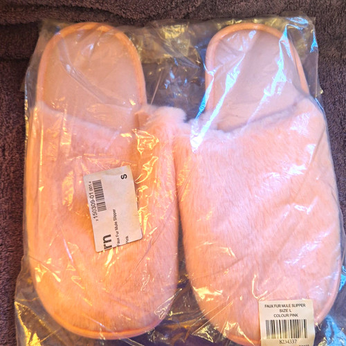 Women pink faux fur - women’s,